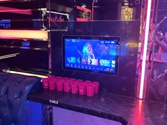 -温莎KTV(珠江路店)