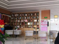 -诗安国际产后健康管理中心