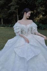 -Renee芮亦婚纱(原丽莎)
