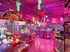 -BIG PINK大粉娃娃机主题馆(圆融星座店)