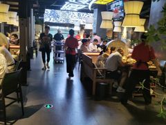 -贵府酸汤牛肉火锅·贵州老字号(飞山街店)