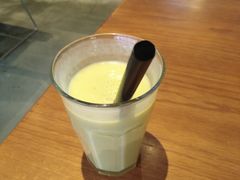 牛油果苹果汁-UPPER KITCHEN(延安路店)