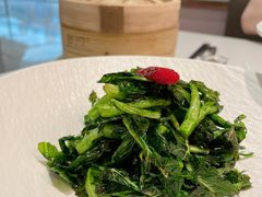 -滩外滩·本帮江浙菜(新天地店)