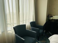 -上海漕河泾万丽酒店