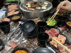 -啊美丽炭火烤肉(滑翔一店)