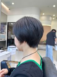 点击看大图 -+奈造型设计