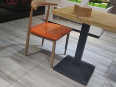 -极有家小鱼小鸡石锅煲(佳兆业店)
