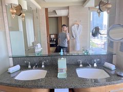 -深圳星河丽思卡尔顿酒店