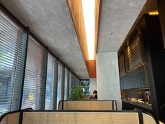 靠窗位-铭牛烧肉·和牛海鲜自助(高新月牙湖店)