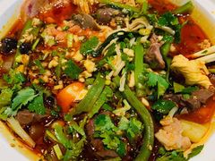 -成都你六姐·牛肉冒菜(城市集市合生汇店)