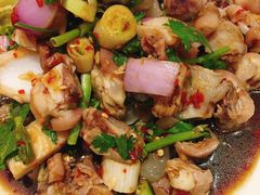 -二孃鸡爪爪(东风路总店)