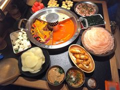 -晓宇重庆火锅(西安荟聚店)