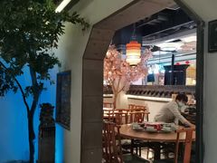 大堂-卢大鲜鱼头捞饭(美利广场店)