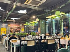 -云晓光头烧烤吧(德平路店)