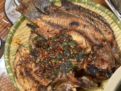 -沐毫傣泐云南菜孔雀宴•手抓饭傣味烧烤(曼听公园店)