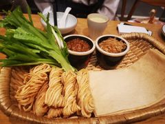 粗粮煎饼拼盘-山东宾馆·齐鲁苑餐厅