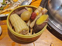 -三个渔夫·蒸汽海鲜(小白楼店)