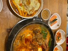 -喇喇排骨火锅·传统韩式脊骨汤(望京西园总店)