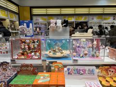 -泡泡玛特POPMART(万达店)