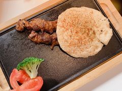 -鸣记脆皮烤鱼·海鲜烤鱼(三八广场店)