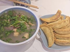 -老新隆牛肉锅贴(新街口店)
