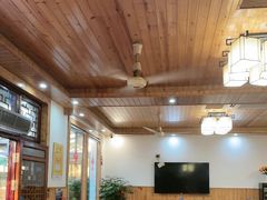 -芦茨金富饭庄·25年老字号·专做稻草鸡