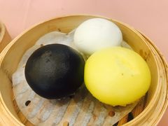 三色流沙包-潮府馆·非遗潮州菜·港式点心(世纪公园店)
