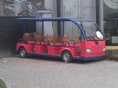 肇事电瓶车-御花园·粤菜·海鲜火锅(中山公园店)