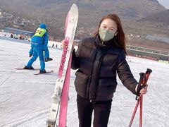 -济南卧虎山滑雪场