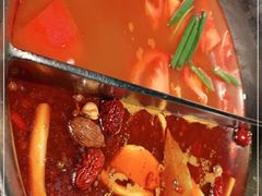 -湊湊火锅·茶憩(新中关购物中心店)