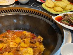 -袁小二大东北铁锅炖(吉祥村总部)