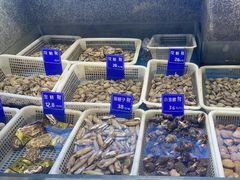 -赶海部落海鲜城(海阳路店)