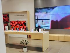 -华为授权体验店(中山公园来福士)
