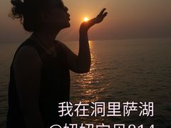 -洞里萨湖