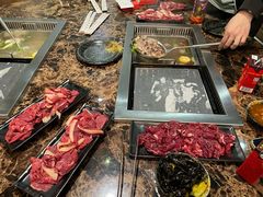 -牛里牛气· 榴莲海鲜鲜牛肉自助火锅·烤肉(横岗店)