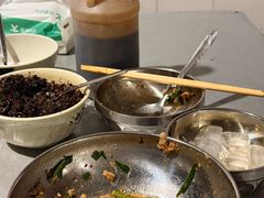 -正宗杨记普洱酸醋米线(总店)