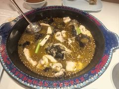 -何师傅美蛙鱼头(汉街店)