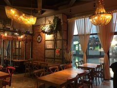 -玛格萝妮(汇智国际商业中心店)