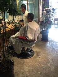 点击看大图 -MONE美发沙龙