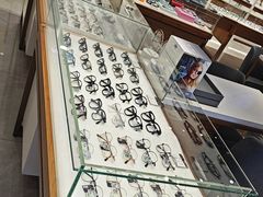 -宝岛眼镜(雨花吾悦广场店)