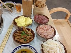 -正贰捌经重庆老火锅(建设路店)