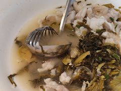 -严记小天府酸菜鱼(西四路店)