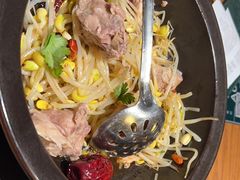 -云海肴·汽锅鸡·云南菜(天山百盛优客店)