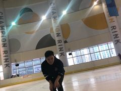 -冠军冰场CHAMPION RINK(百联又一城店)