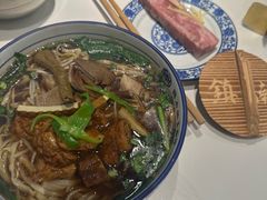 -镇南锅盖面馆(解放路店)