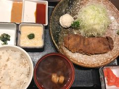 -牛かつもと村(原宿店)