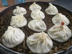 牛肉灌汤包-清真老铁家灌汤包