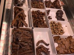 -张鸭子重庆特产卤味小吃(四公里店)