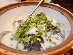 鱼头汤-宝荣鱼馆·临湖之宴(千岛湖店)
