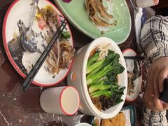 -新白鹿餐厅(爱琴海购物中心店)